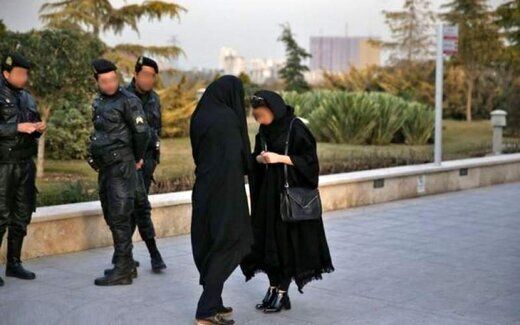 فرماندار شیراز: ممنوعیت کشف حجاب در مغازه‌ها به اصناف اعلام شده / در صورت مشاهده زنان بی‌حجاب، برخورد صورت می‌گیرد / یک درمانگاه دندانپزشکی، به دلیل کشف حجاب پرسنل و مراجعان آن، پلمپ شده