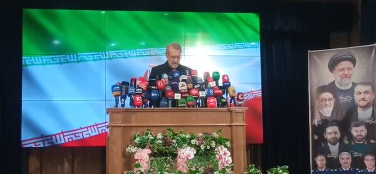 لاریجانی: شرایط معیشتی سخت و همه انتظار دارند حکومت راه حل درستی برای مشکلات بیابد