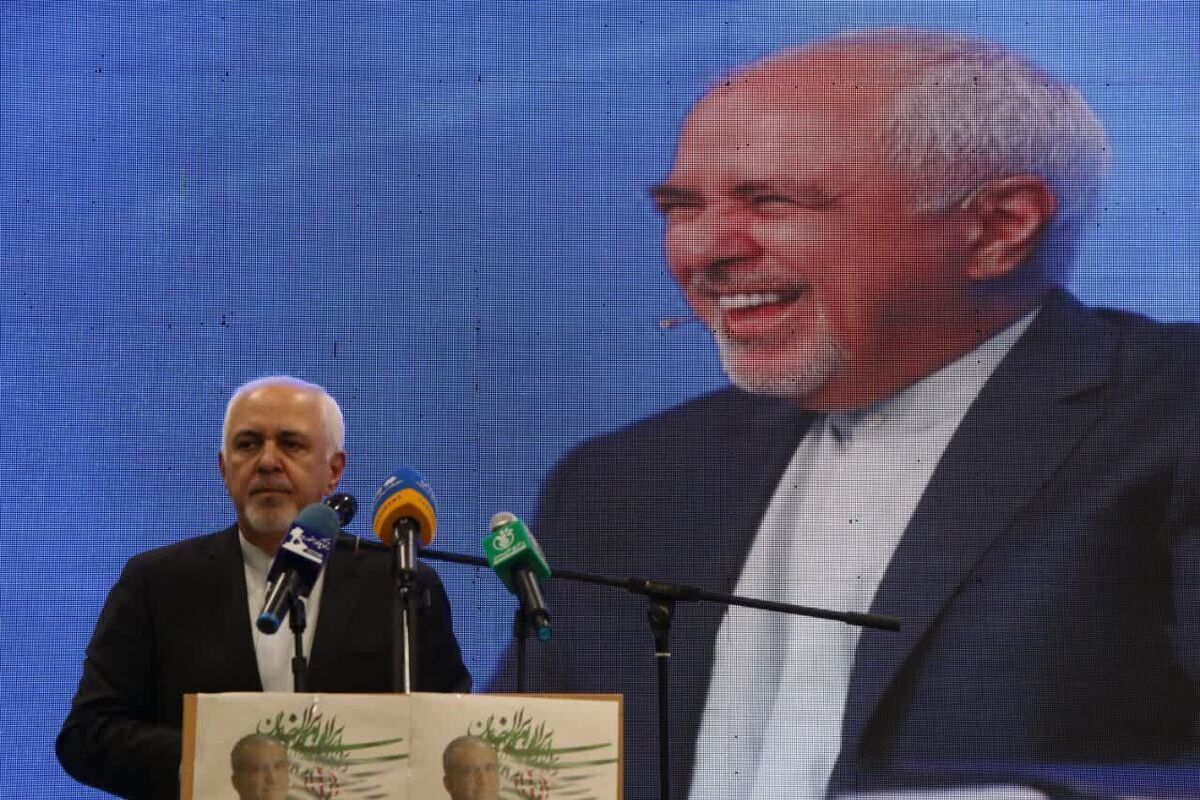 شرم کنید و از این مردم خجالت بکشید؛ مردم ما شهید دادند که با گوشت ۷۰۰ هزار تومانی زندگی کنند؟