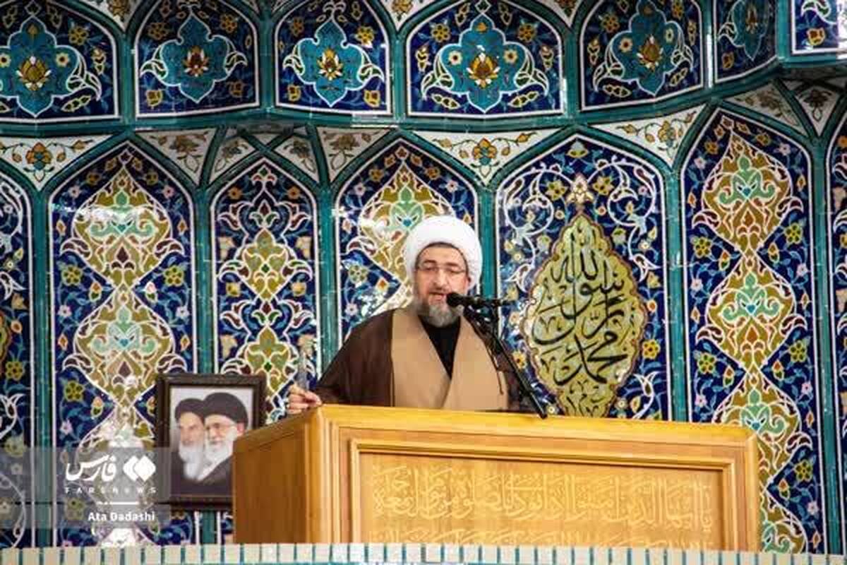 بزرگ شده آمریکا مواظب گفتار و رفتار خود باشد!
