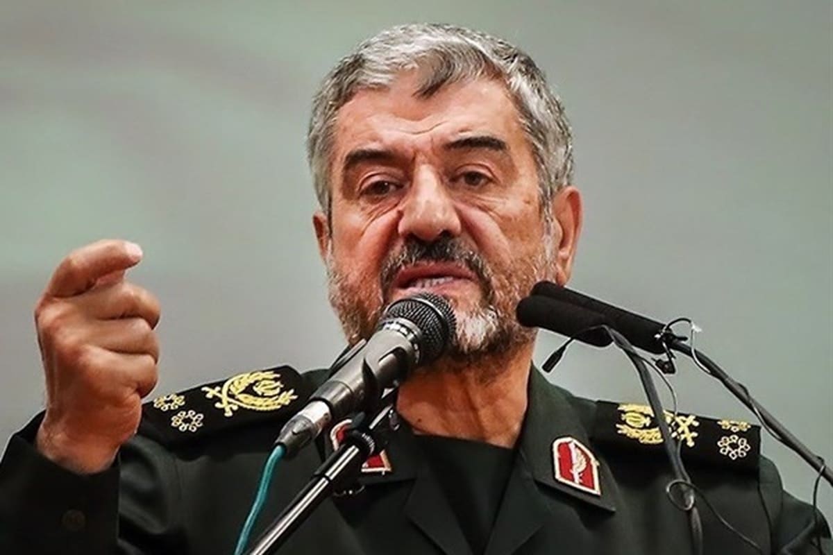 اسرائیل با ۲ موشک پایگاهی در اصفهان را مورد هدف قرار داد