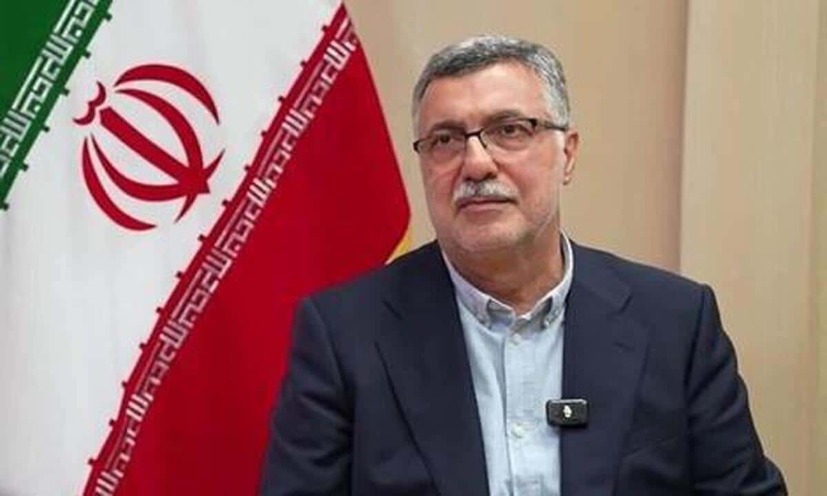 وزیر بهداشت خبر داد: استخدام ۱۱ هزار پرستار در ماه‌های آینده