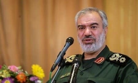 جهان به اقتدار ایران واقف است/ اقتدار امروز ثمره عمل به تکالیف الهی است