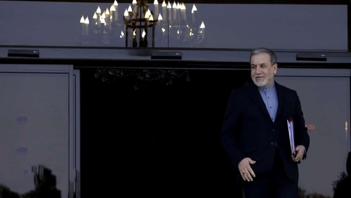 عراقچی راهی بیروت شد