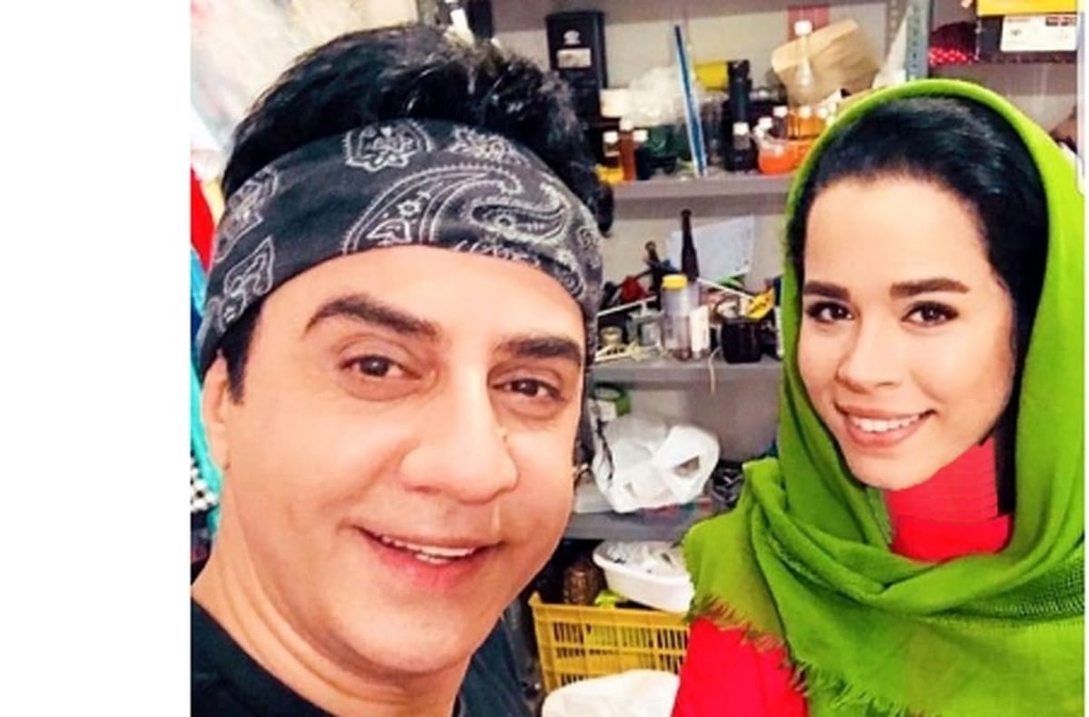 فیلم/تصاویری از عمو پورنگ و ملیکا شریفی‌نیا در اکران یک فیلم