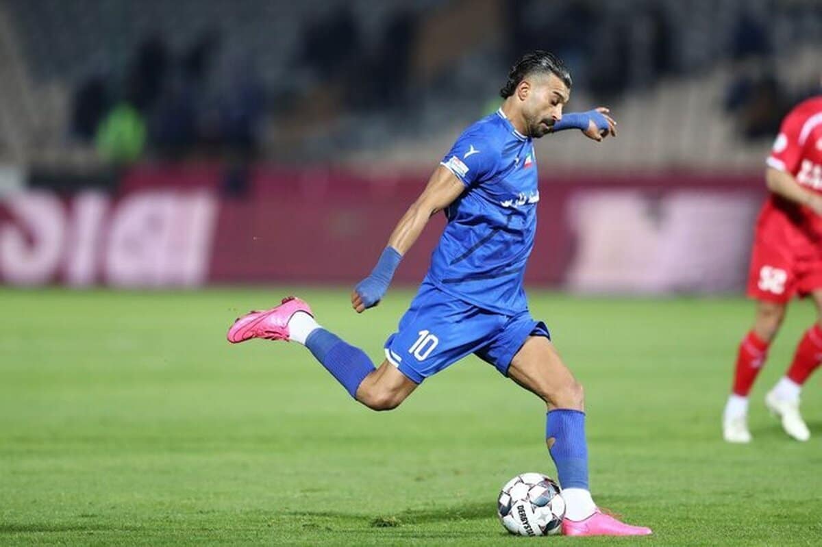 گزارش زنده / پرسپولیس ۲ - ۱ استقلال
