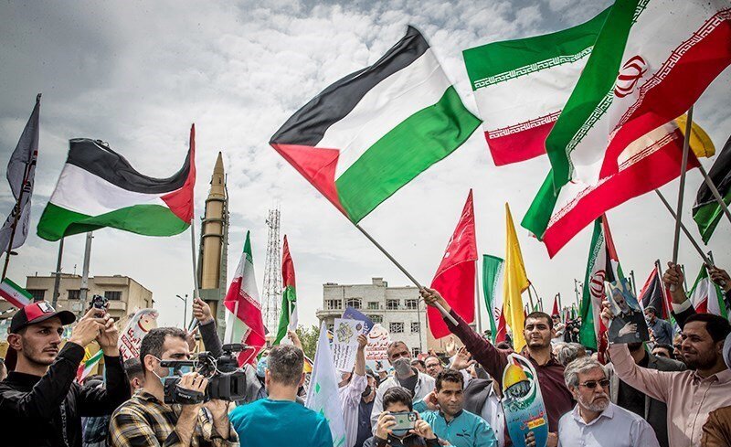 مردم ایران پای آرمان نابودی اسرائیل ایستاده‌اند