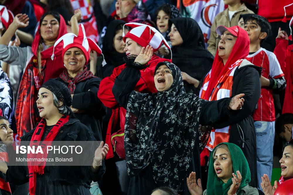 گزارش ایسنا از یک ساعت مانده تا دیدار حساس پرسپولیس-سپاهان