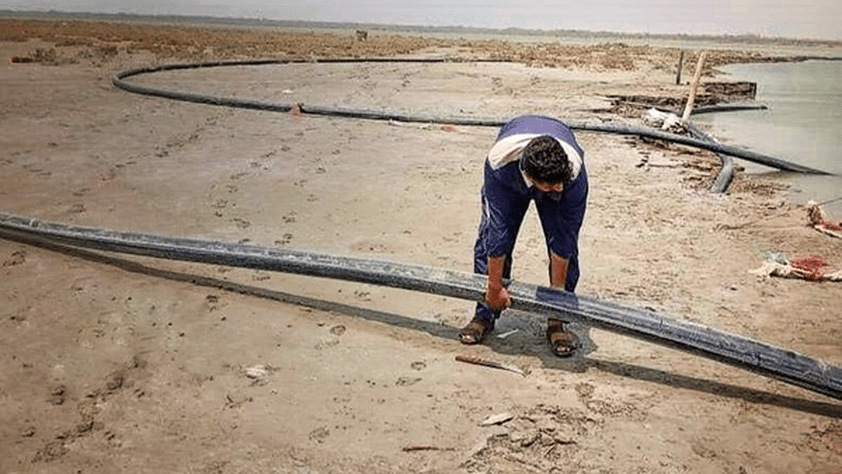 انهدام خطوط لوله ۳کیلومتری انتقال سوخت قاچاق در میناب