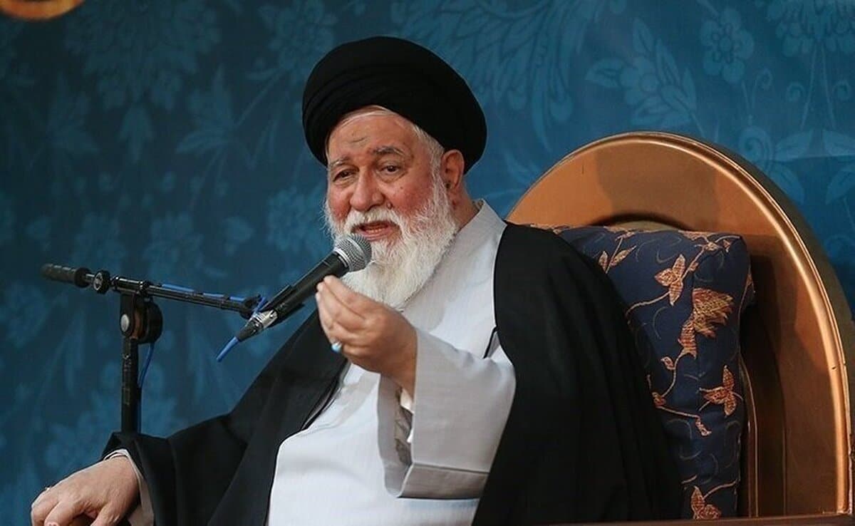 علم الهدی: خداوند این نظام را اداره می‌کند