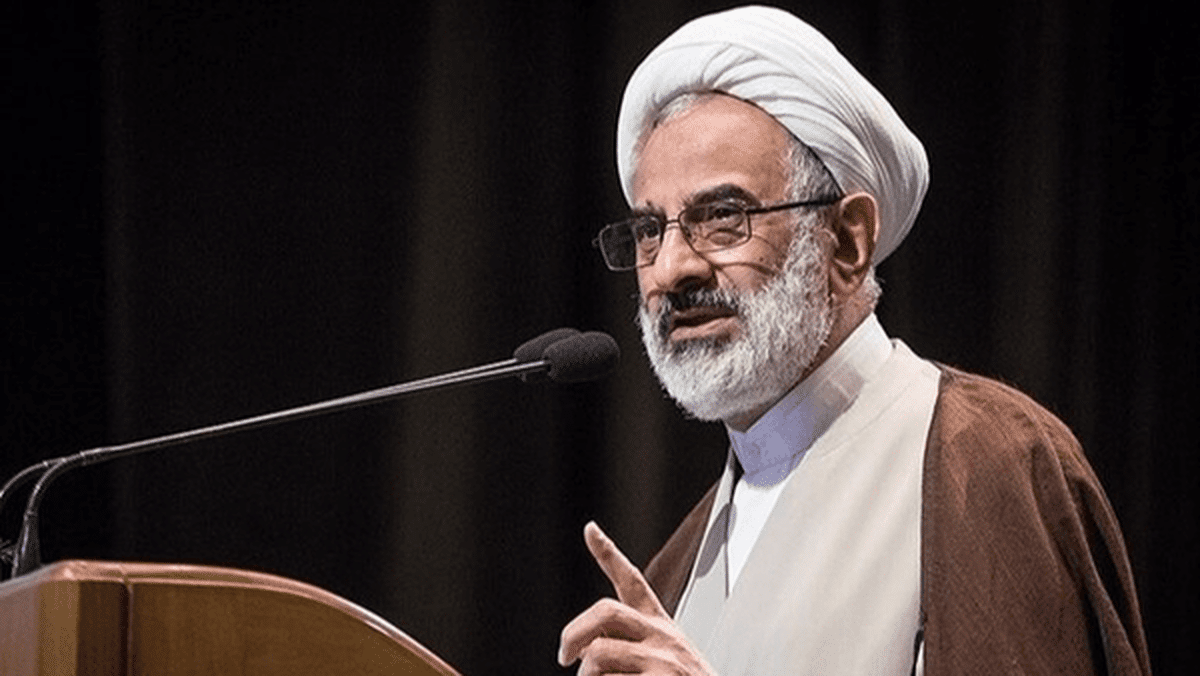 حاجی‌صادقی: بوش پدر گفت با ایران هسته‌ای سکولار مشکل نداریم