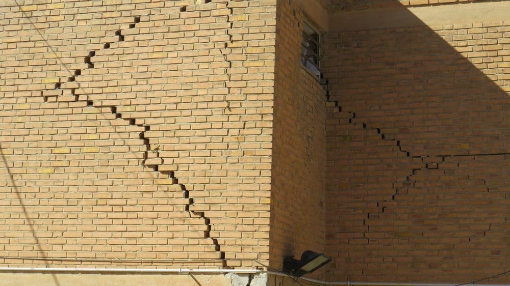 ساخت مدارس جایگزین در مناطق درگیر فرونشست/ جلوگیری از ساخت مدارس در پهنه‌های پرخطر