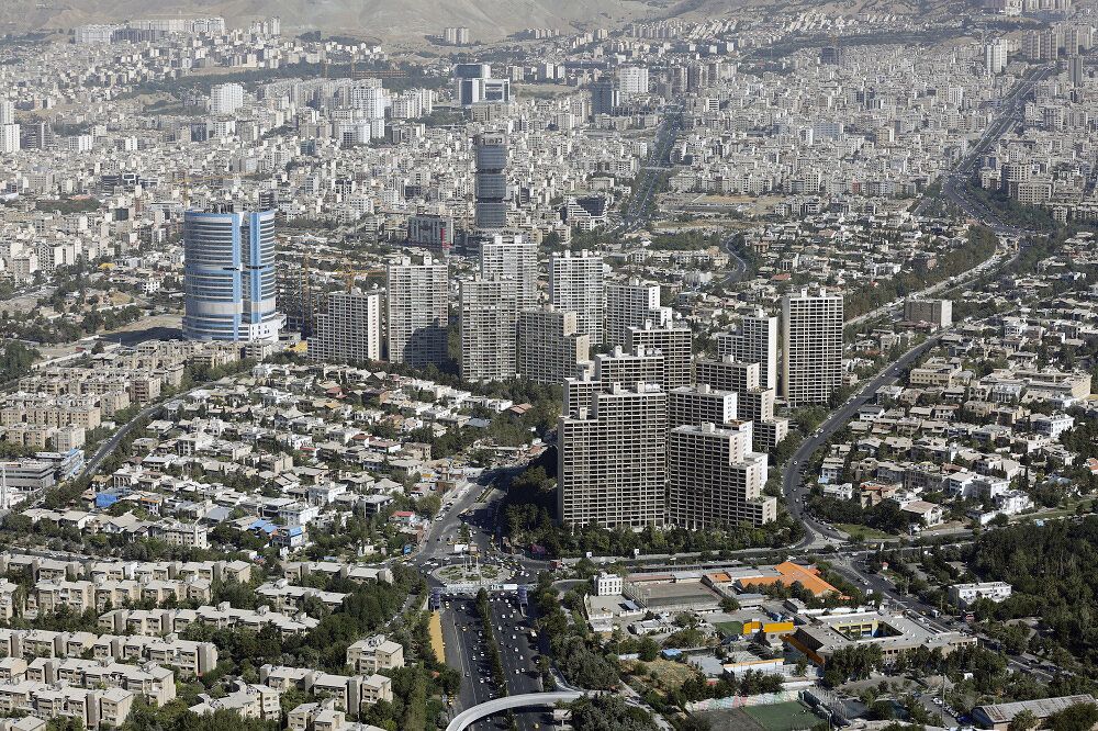 بحران مسکن در ایران؛ چرا اجاره‌ها بیش از یک‌سوم درآمدها را می‌بلعد؟