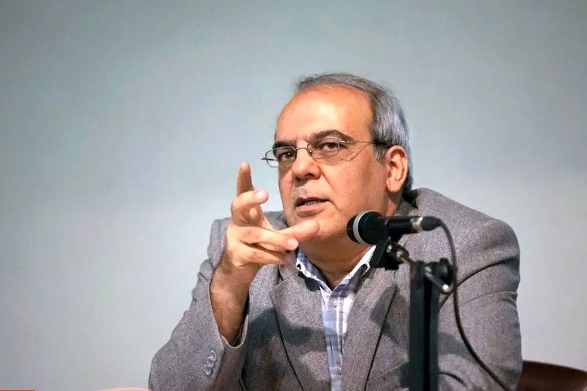 چرا سطح سیاست در ایران از دوره احمدی نژاد به سمت پایین تنزل پیدا کرد؟