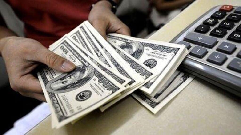 قیمت دلار، یورو و سایر ارزها امروز ۲۷ آذر/ دلار در کانال ۱۳۲.۰۰۰ تومان ایستاد