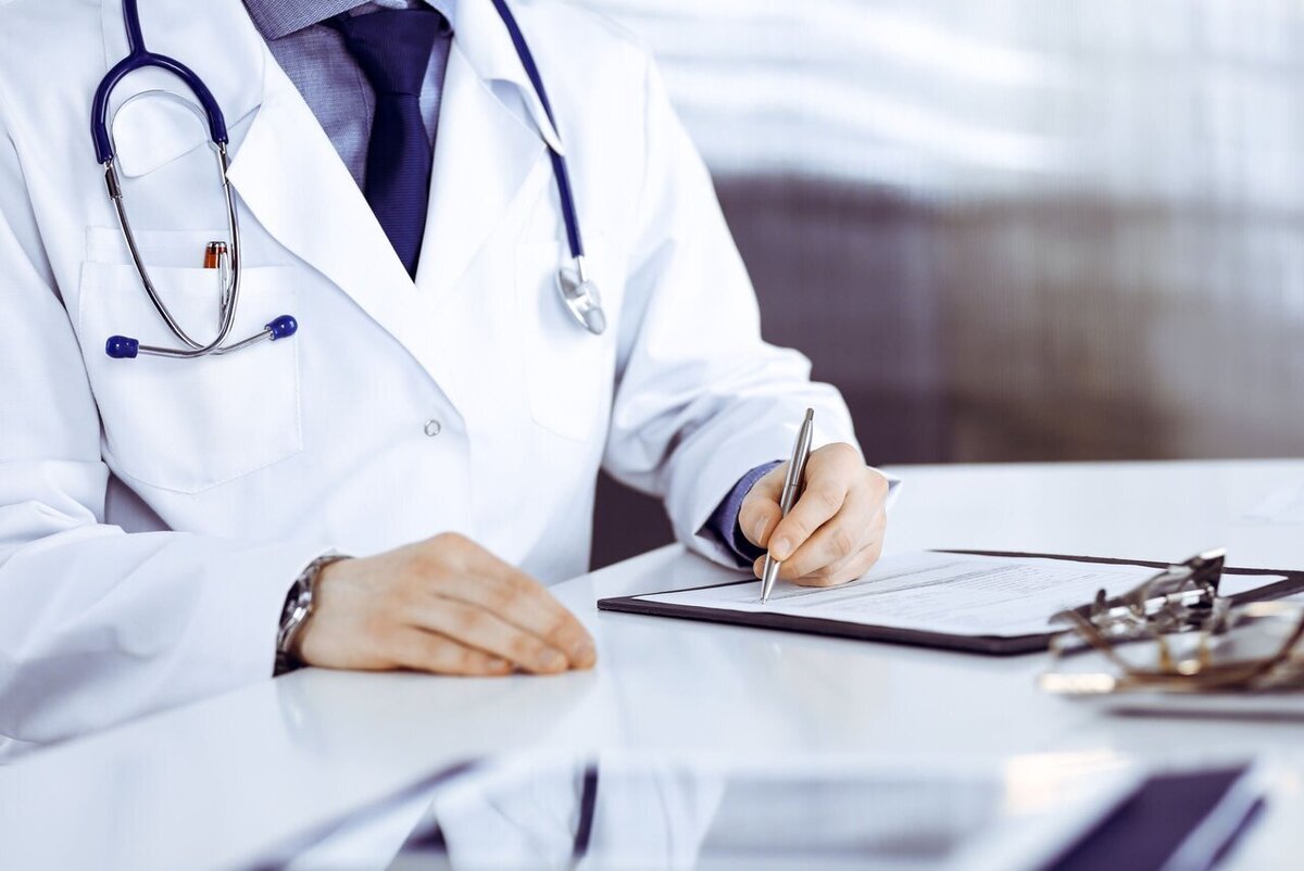 حداقل قیمت تمام شده ویزیت پزشک عمومی در سال ۱۴۰۵، یک میلیون تومان!