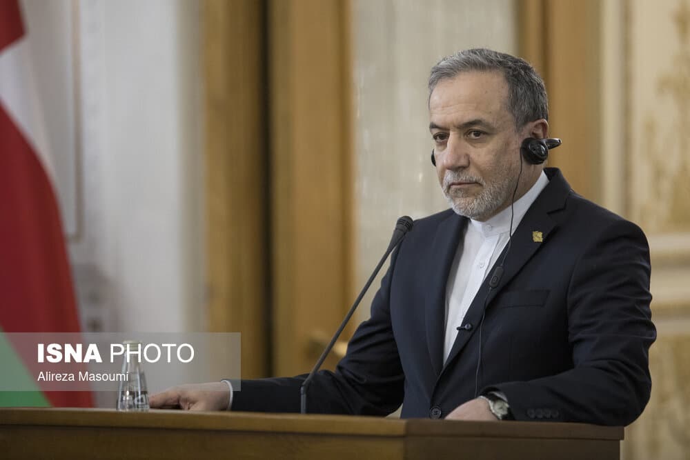 عراقچی: آمریکا باید در برابر اقدامات خود پاسخگو باشد