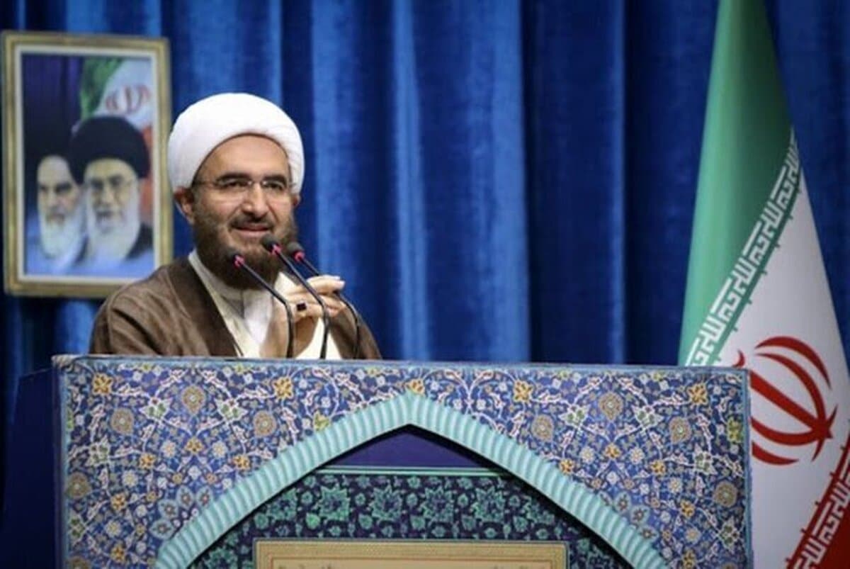 حاج علی اکبری: در تهران حداقل ۲ و نیم میلیون نفر به خیابان‌ها آمدند