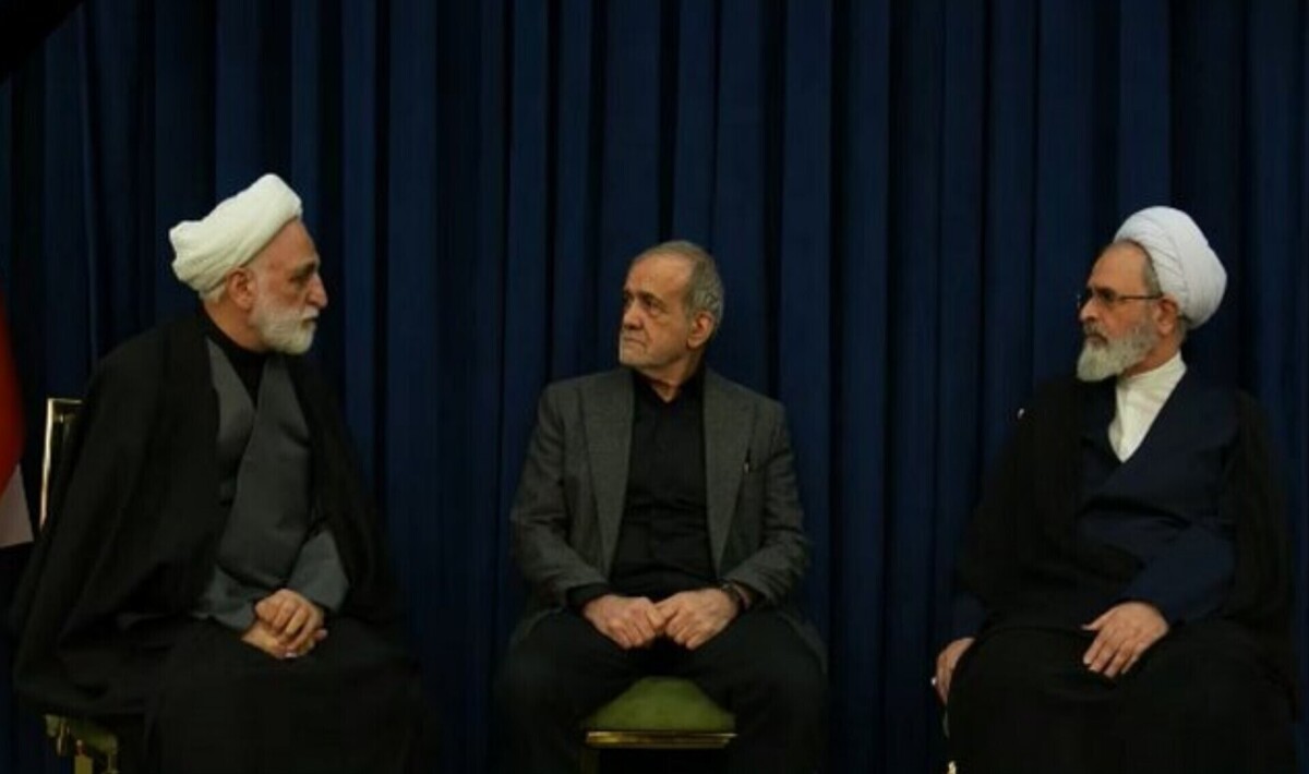 واگذاری عزل و نصب مقامات نظامی و انتظامی و اعلان صلح و جنگ به شورای موقت رهبری