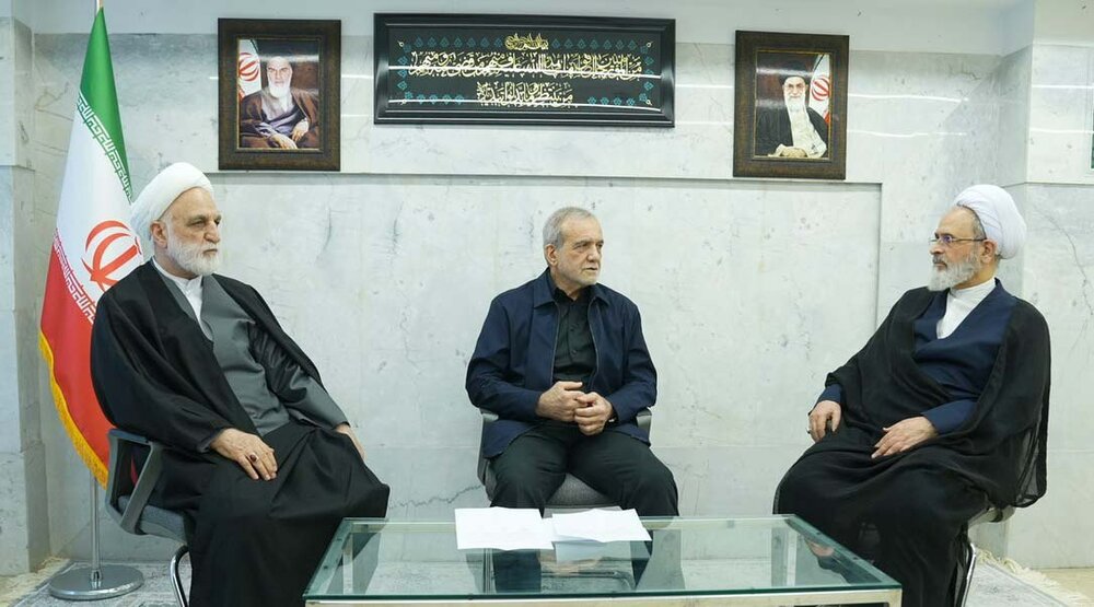 تشکیل دومین جلسه شورای موقت رهبری