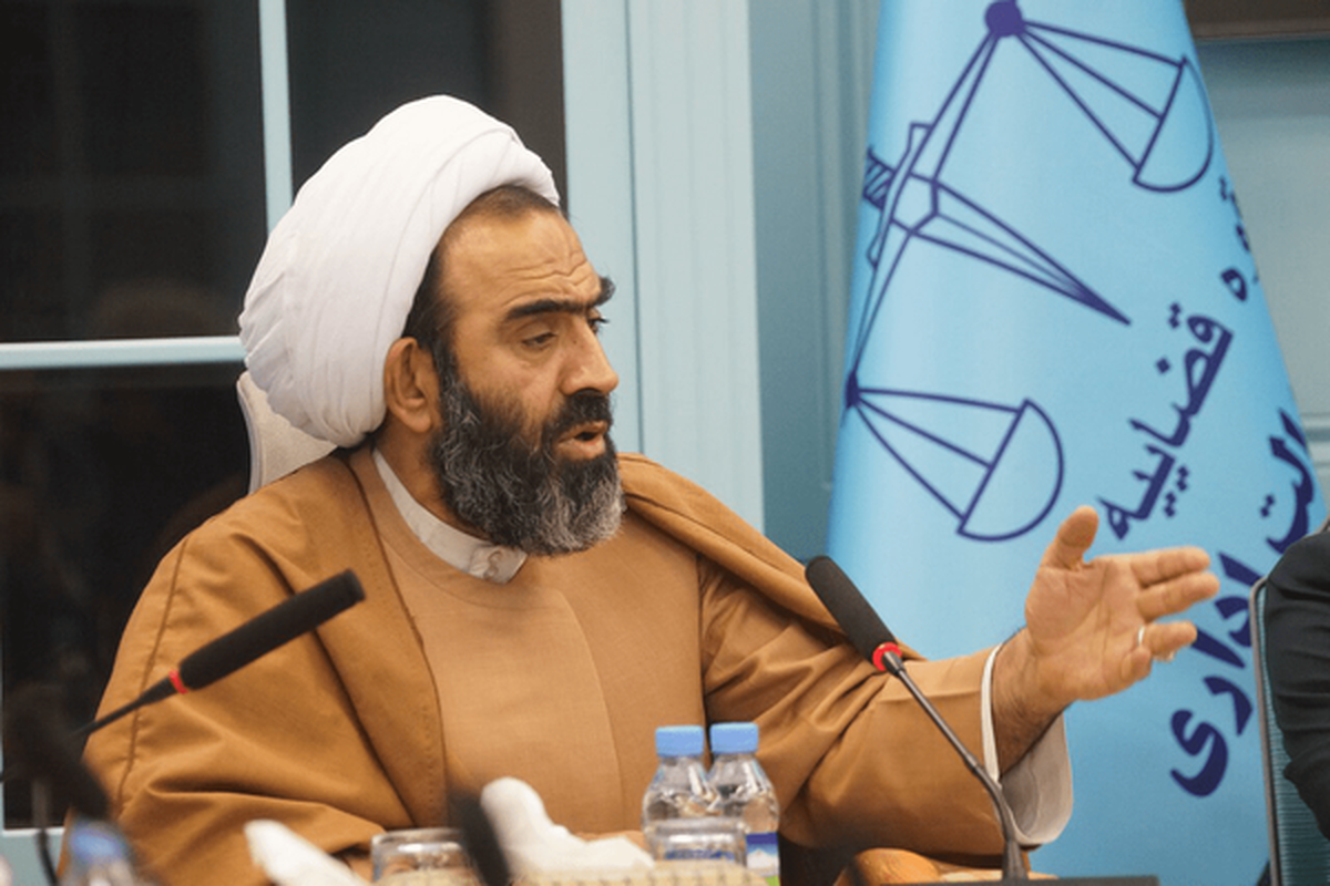 نقدعلی: مذاکره درباره تنگه هرمز در شرایط فعلی بی‌معناست