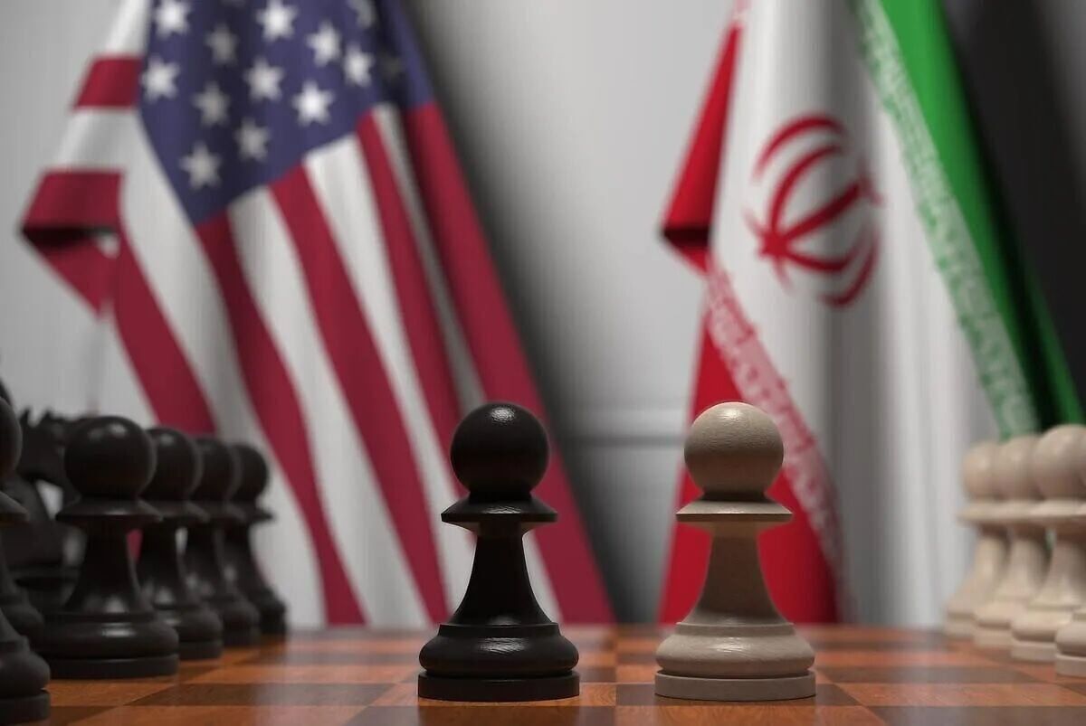 پیشنویس توافق ایران و آمریکا به روایت نیویورک تایمز؛ آزادی کامل کشتیرانی در تنگه هرمز