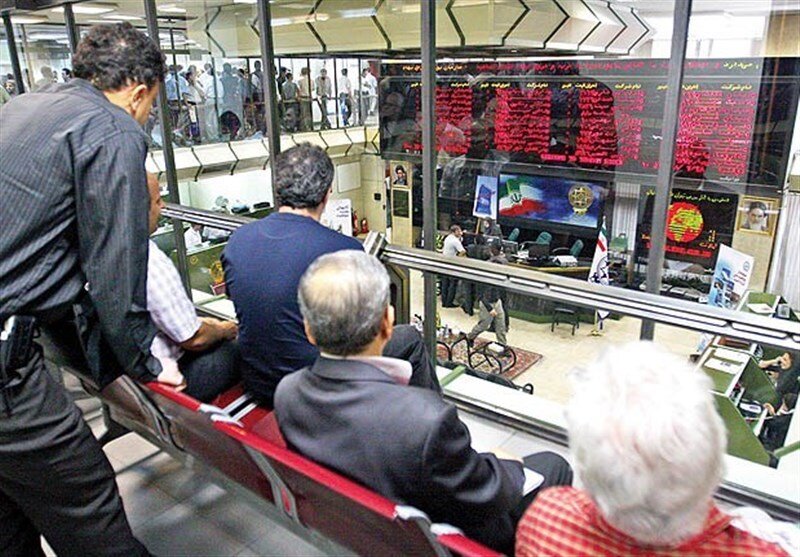 غلبه رنگ قرمز بر بورس؛ شاخص کل ۱۴ هزار واحد ریخت / فروشندگان دست بالا را گرفتند