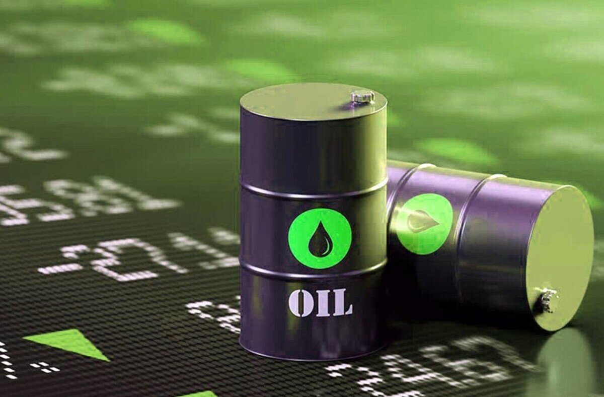 قیمت جهانی نفت فرو ریخت / ترافیک نفتکش‌ها در تنگه هرمز عادی شد