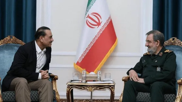 محسن رضایی در دیدار با عاصم منیر