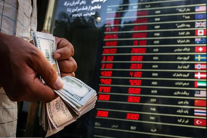 دلار با کارت ملی ۱۹۸ هزار تومان شد